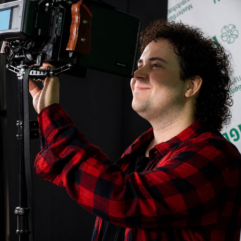 I love to give the message of hope through my films: Gabriel Da Silva